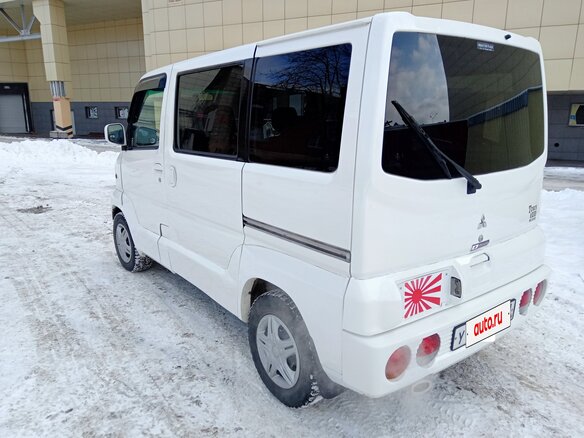2001 Mitsubishi Town Box Wide I, белый - вид 14