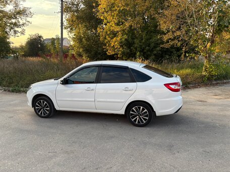 2025 Lada (ВАЗ) Granta I Рестайлинг, белый, 870000 рублей, вид 5