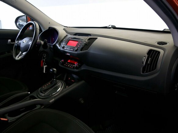 2013 Kia Sportage III, оранжевый - вид 13