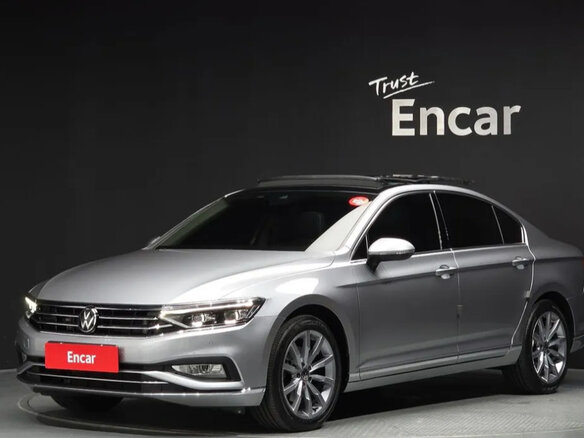 2022 Volkswagen Passat B8 Рестайлинг, серый