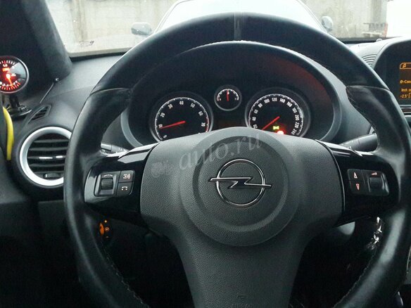 2008 Opel Corsa OPC D, жёлтый - вид 4