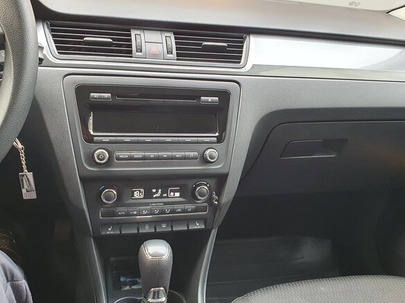 2014 Skoda Rapid I, голубой - вид 4