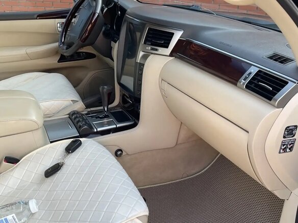 2012 Lexus LX 570 III Рестайлинг, чёрный, 3500000 рублей - вид 9