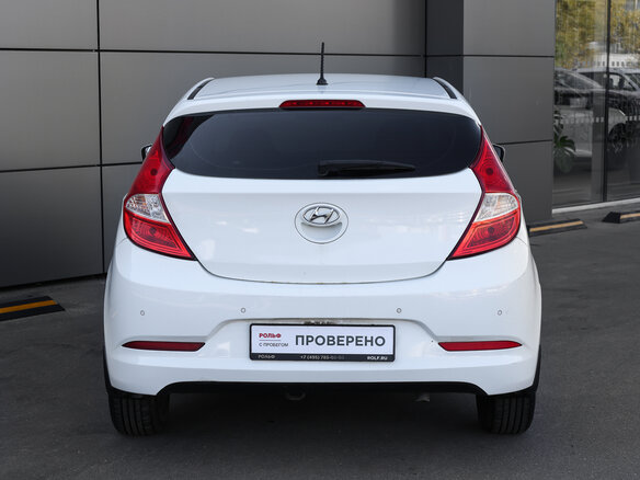 2015 Hyundai Solaris I Рестайлинг, белый - вид 5