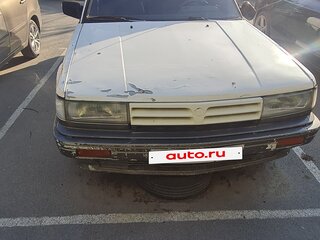 1987 Nissan Bluebird VII (U11), белый, 80000 рублей, вид 2