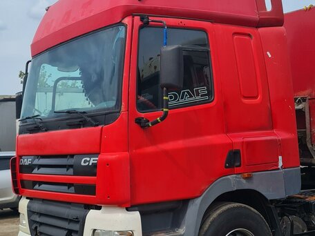 2002 DAF CF-series, красный, 1500000 рублей, вид 2