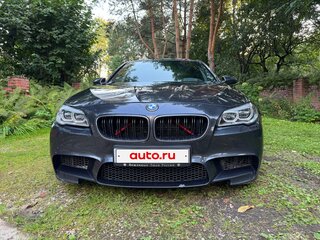 2011 BMW 5 серии 550i xDrive VI (F10/F11/F07), серый, 3160000 рублей, вид 4