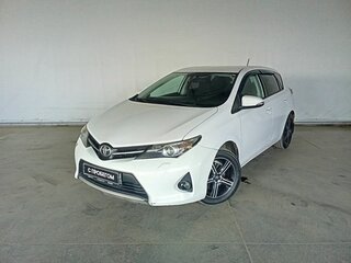 2013 Toyota Auris II, белый, 790000 рублей, вид 1