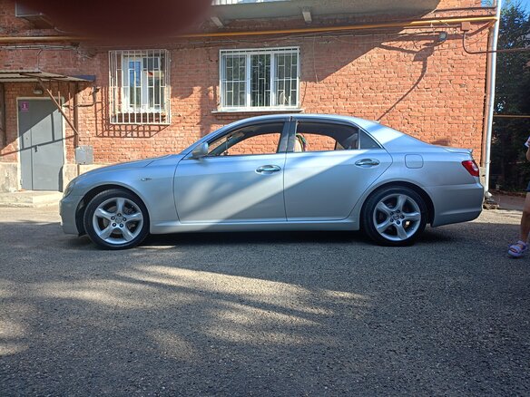 2005 Toyota Mark X I, серебристый, 1100000 рублей - вид 20