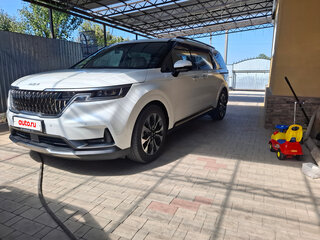 2022 Kia Carnival IV, белый, 4200000 рублей, вид 2