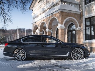 2016 BMW 7 серии Long 750Li xDrive VI (G11/G12), чёрный, 3600000 рублей, вид 4