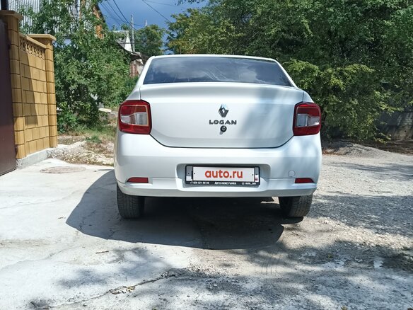 2020 Renault Logan II Рестайлинг, белый, 850000 рублей - вид 1