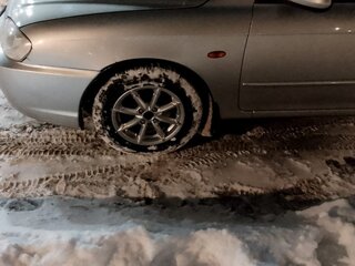 2007 Kia Spectra I Рестайлинг 2, серебристый, 430000 рублей, вид 3