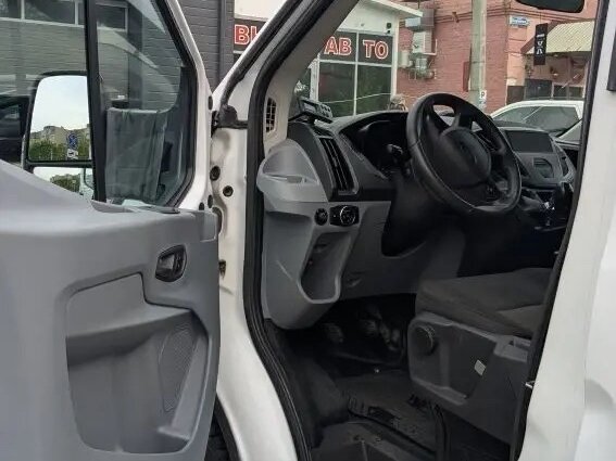 2018 Ford Transit, белый, 2200000 рублей - вид 2