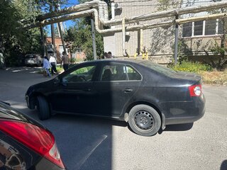 2009 Volkswagen Jetta V, чёрный, 500000 рублей, вид 4