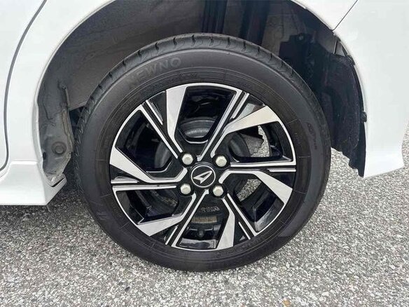 2023 Daihatsu Tanto IV, белый - вид 32