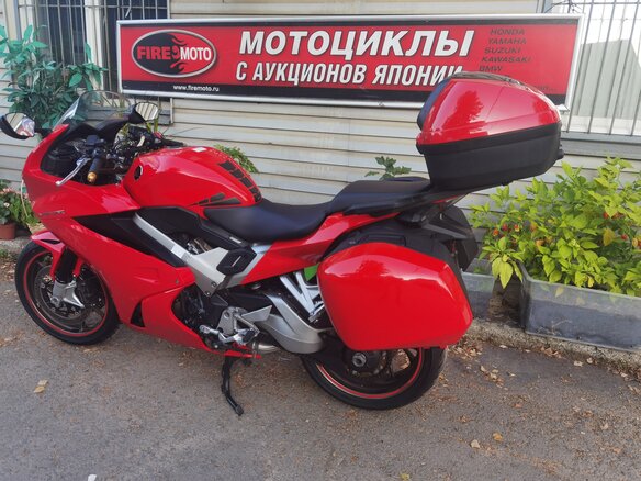 2015 Honda VFR 800, красный, 885000 рублей - вид 5