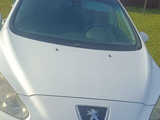 2011 Peugeot 308 I Рестайлинг, белый, 315000 рублей, вид 3
