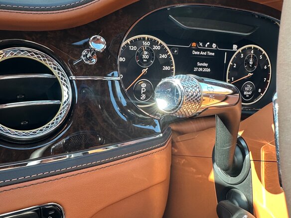 2023 Bentley Flying Spur III, синий, 21500000 рублей - вид 20