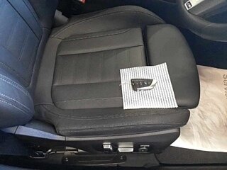2023 BMW 3 серии 320i VII (G2x) Рестайлинг, белый, 2850000 рублей - вид 9