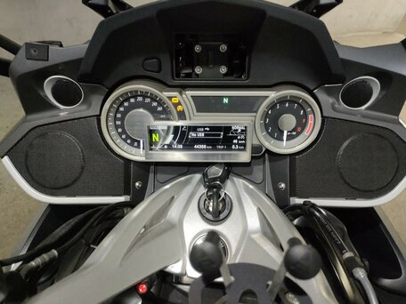 2011 BMW K 1600 GTL, серебристый, 1177000 рублей, вид 5