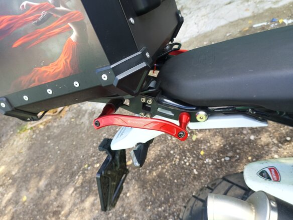 2022 Ducati DesertX, белый, 2000000 рублей - вид 9