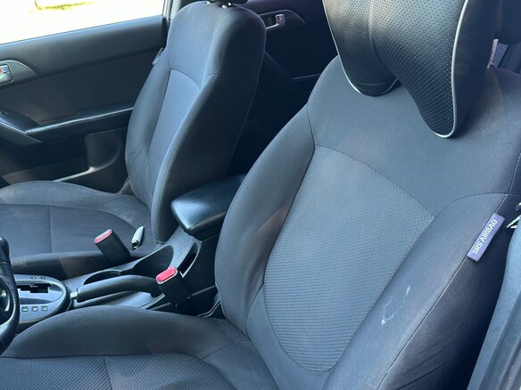 2009 Kia Cerato 4-speed II, серебристый, 450000 рублей - вид 5