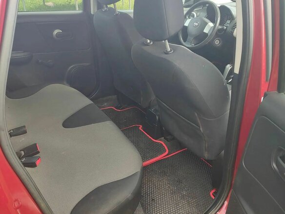2010 Nissan Note I Рестайлинг, красный, 690000 рублей - вид 7