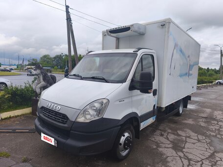 2013 Iveco Daily, белый, 2200000 рублей, вид 3