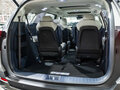 2026 Kia Carnival IV Рестайлинг, серый, 7250000 рублей - вид 5