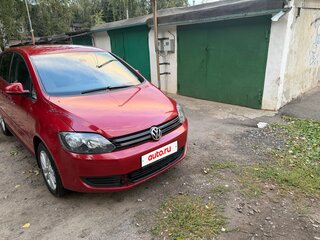 2011 Volkswagen Golf Plus II, красный, 685000 рублей, вид 2