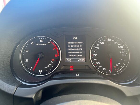 2014 Audi A3 III (8V), чёрный - вид 11