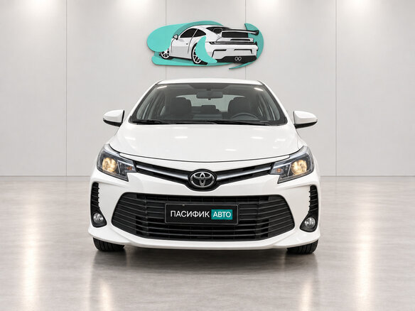 2022 Toyota Vios III Рестайлинг, белый - вид 2