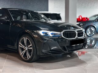 2023 BMW 3 серии 330i xDrive VII (G2x) Рестайлинг, чёрный, 3290000 рублей, вид 1