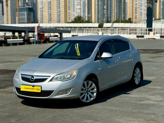 Opel Astra J