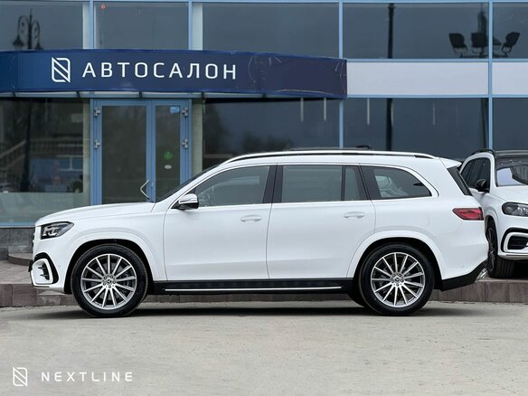 2025 Mercedes-Benz GLS 450 II (X167) Рестайлинг, белый, 18990000 рублей - вид 3