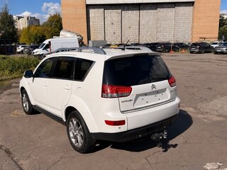 2011 Citroen C-Crosser, белый, 900000 рублей, вид 4