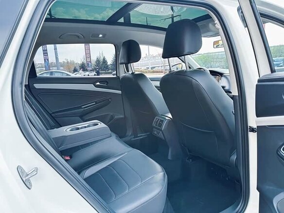 2023 Jetta VS7 I Рестайлинг 1, белый, 1220401 рублей - вид 6