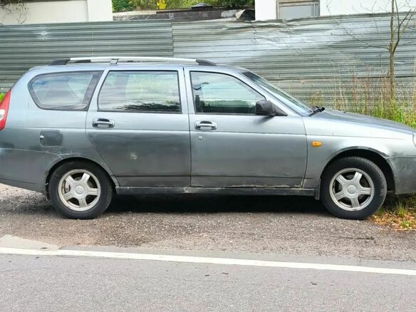 2010 Lada (ВАЗ) Priora I, серый, 190000 рублей - вид 3