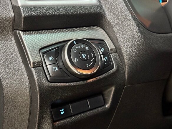 2014 Ford Explorer Sport V, чёрный, 1500000 рублей - вид 19
