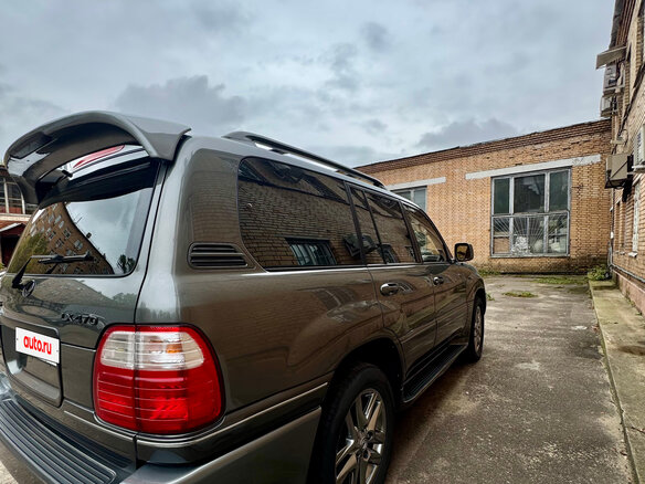 1998 Lexus LX 470 II, серый, 2200000 рублей - вид 2
