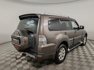 2010 Mitsubishi Pajero IV, коричневый, 1799000 рублей, вид 5