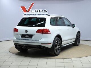 2015 Volkswagen Touareg II Рестайлинг, белый, 2100000 рублей, вид 5