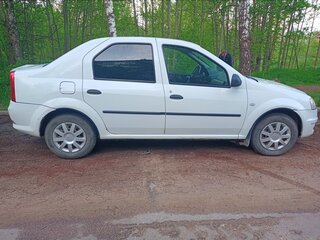 2012 Renault Logan I Рестайлинг, белый, 335000 рублей, вид 2