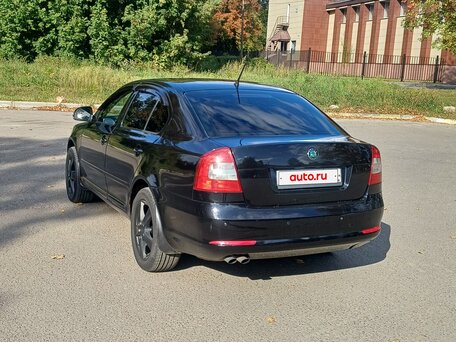 2011 Skoda Octavia II (A5) Рестайлинг, чёрный, 505000 рублей, вид 3