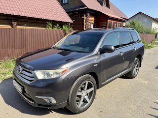 2011 Toyota Highlander II (XU40) Рестайлинг, серый, 1750000 рублей, вид 1