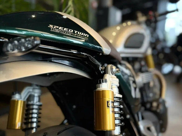 2026 Triumph Speed Twin, зелёный, 2500000 рублей - вид 22