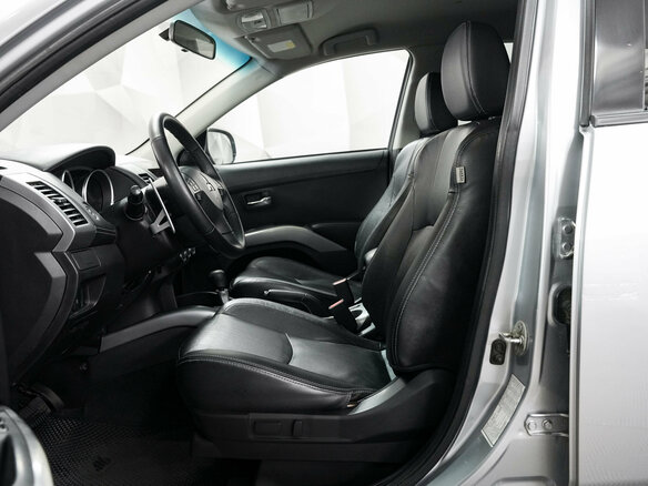 2010 Mitsubishi Outlander II Рестайлинг, серебристый, 1210000 рублей - вид 8