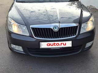 2012 Skoda Octavia II (A5) Рестайлинг, серый, 870000 рублей, вид 3