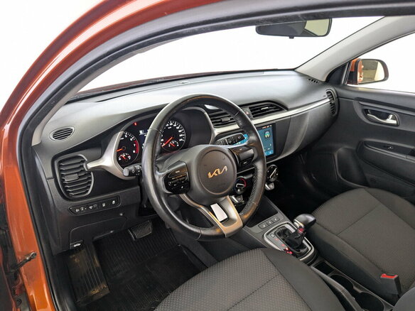 2021 Kia Rio X IV Рестайлинг, оранжевый, 1650000 рублей - вид 15